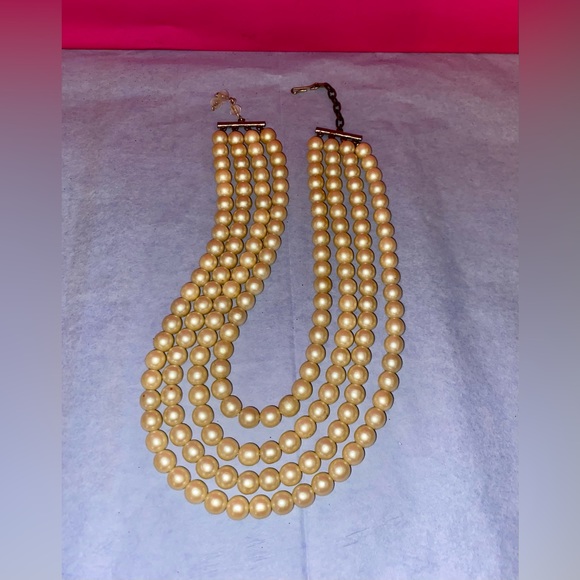 Vintage Nice 3 Strand Iridescent Creamy Yellow Faux Pearls w/Hook Clasp Necklace - Picture 4 of 4